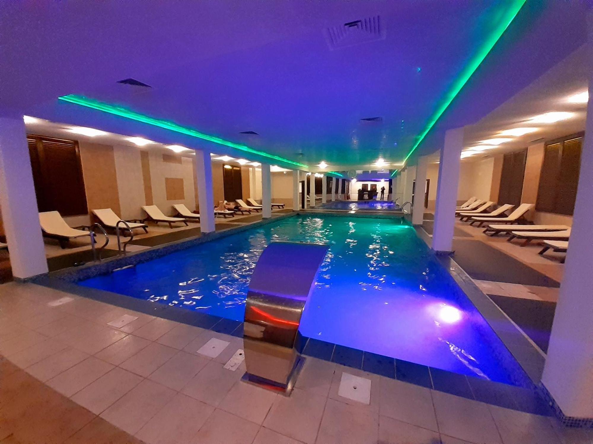 Elegant Studio In Top Bansko Location - Ski & Relax By Flat Mаnager Extérieur photo